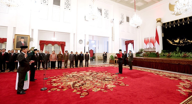 Presiden RI Tunjuk Menteri dan Wamen ESDM Baru Presiden RI Tunjuk Menteri dan Wamen ESDM Baru